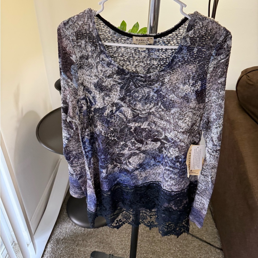 💥American Rag Gray and Blue Blouse💥